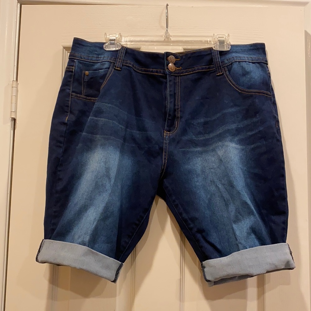 City Chic denim cotton blend cuffed shorts with decorative buttons